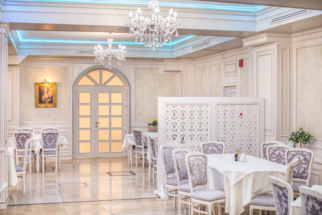 Hotel Eden 이아시 외부 사진