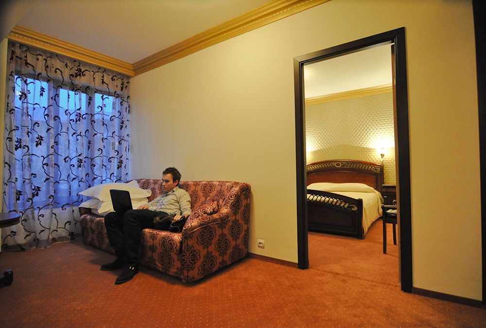 Hotel Eden 이아시 외부 사진