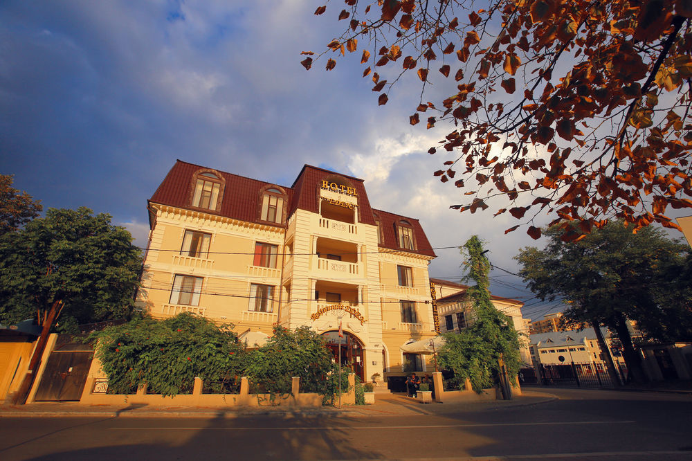 Hotel Eden 이아시 외부 사진